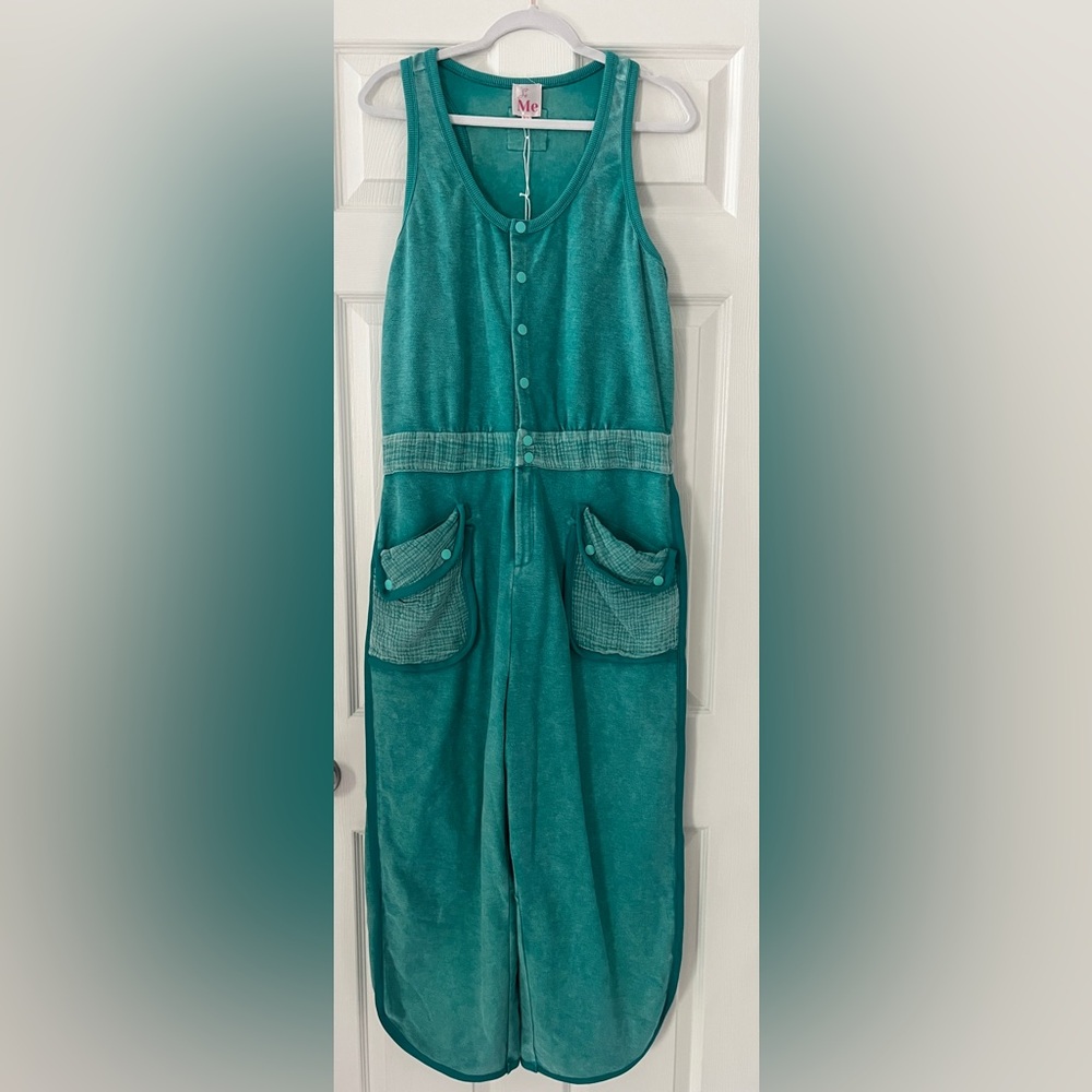 So Me 💚 New! Slip into a Jumpsuit.  Comfy, casual XL